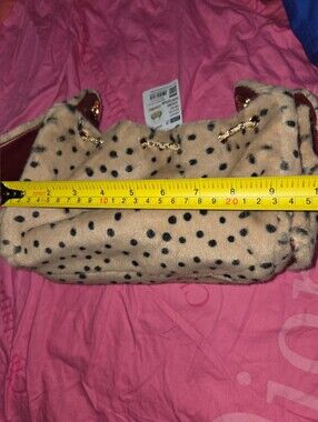 Shoulder Mini Bag (Chain-strap interior view)